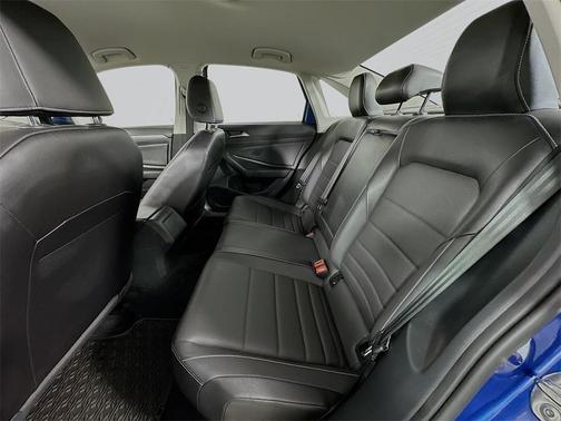 2022 Volkswagen Jetta 1.5T SE