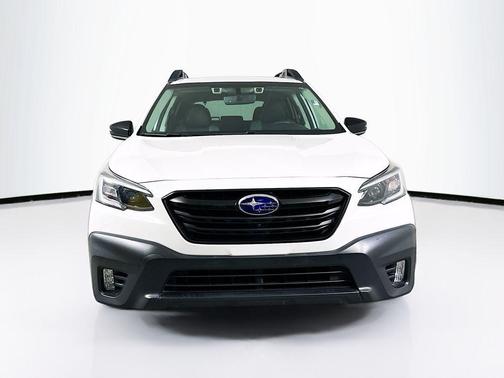 Crystal White Pearl 2020 Subaru Outback Onyx Edition XT