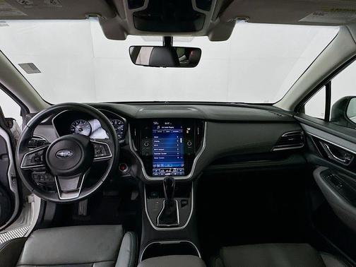 Crystal White Pearl 2020 Subaru Outback Onyx Edition XT
