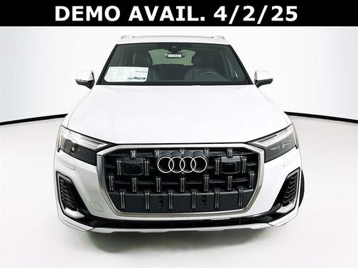 2025 Audi Q7 55 Premium Plus