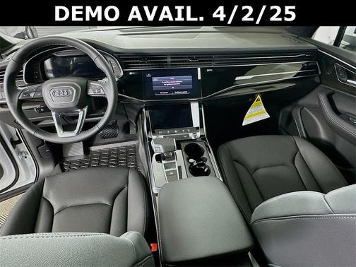 2025 Audi Q7 55 Premium Plus