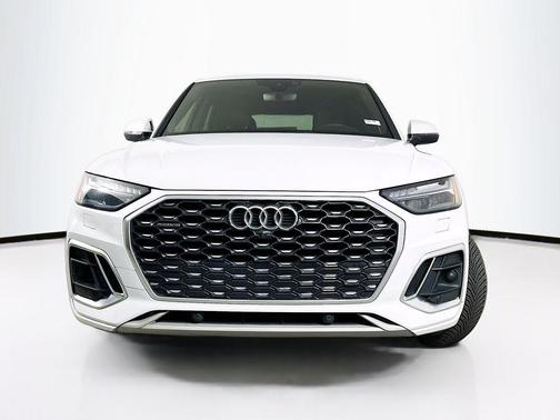 2021 Audi Q5 45 Prestige