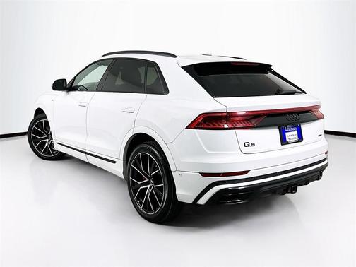 2021 Audi Q8 55 Prestige