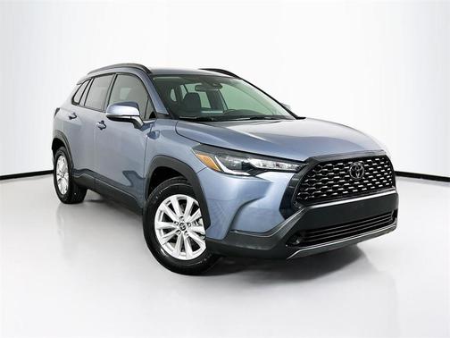 2022 Toyota Corolla Cross LE