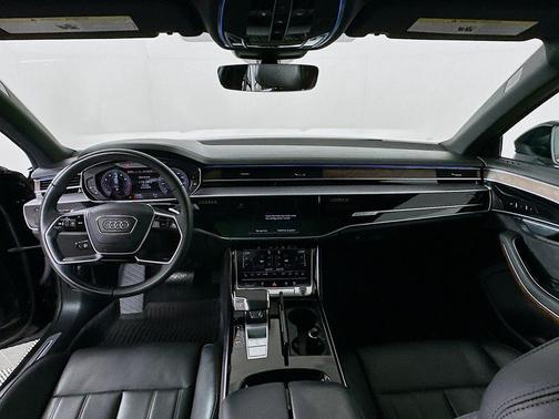 Sebring Black Crystal Effect 2024 Audi A8 L 55