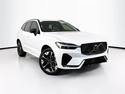 2026 Volvo XC60 B5 Plus