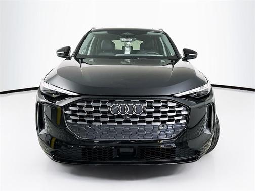 2025 Audi Q5 2.0T quattro Premium