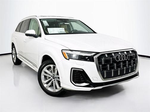 2025 Audi Q7 45 Premium