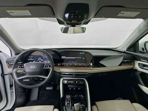 Glacier White Metallic 2025 Audi Q5 2.0T quattro Premium
