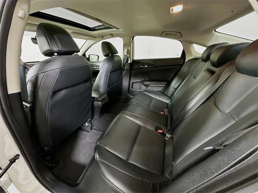 2019 Honda Insight Touring