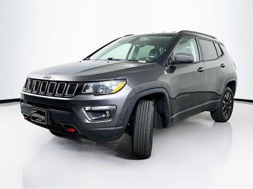 Granite Crystal Clearcoat Metallic 2019 Jeep Compass Trailhawk