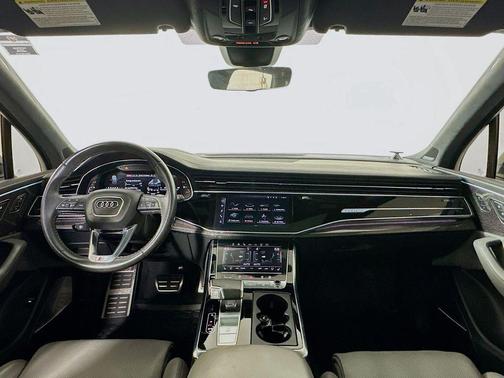 Navarra Blue Metallic 2023 Audi SQ7 4.0T Premium Plus