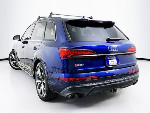 Navarra Blue Metallic 2023 Audi SQ7 4.0T Premium Plus