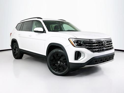Opal White Pearl 2026 Volkswagen Atlas 2.0T SE W/TECHNOLOGY