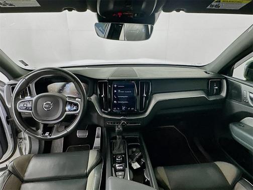 2020 Volvo XC60 T5 R-Design