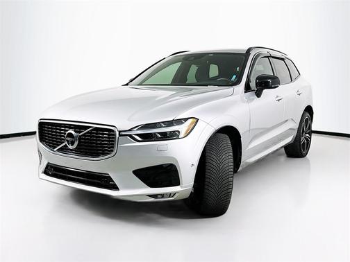 2020 Volvo XC60 T5 R-Design