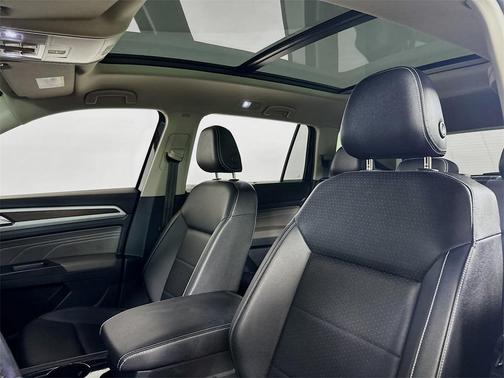 2023 Volkswagen Atlas 3.6L SE w/Technology