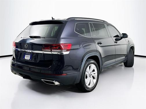 2023 Volkswagen Atlas 3.6L SE w/Technology