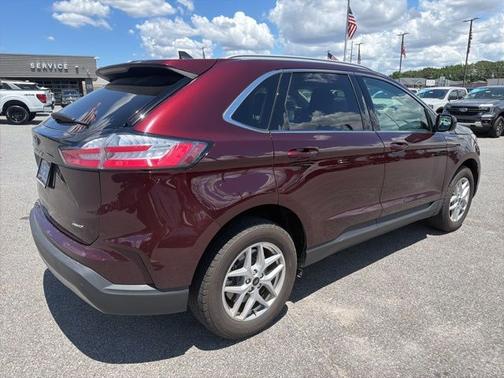 BURGUNDY VELVET MET TINT CC 2024 Ford Edge SEL