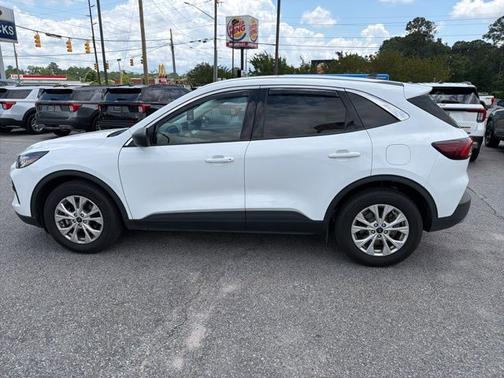 OXFORD WHITE 2024 Ford Escape ACTIVE