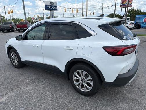 OXFORD WHITE 2024 Ford Escape ACTIVE