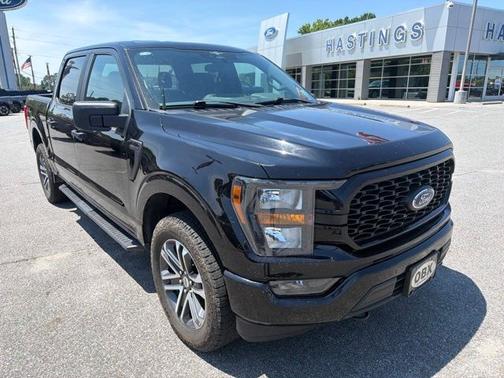 AGATE BLACK METALLIC 2023 Ford F-150 XL