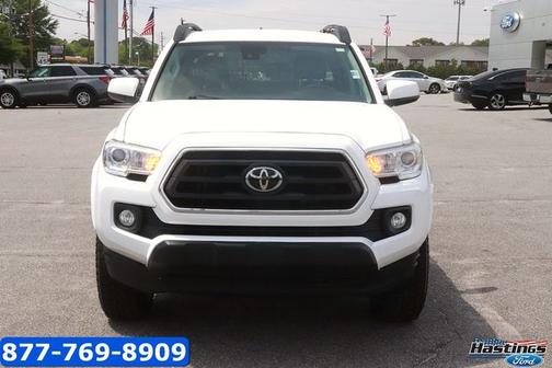 Super White 2020 Toyota Tacoma SR5