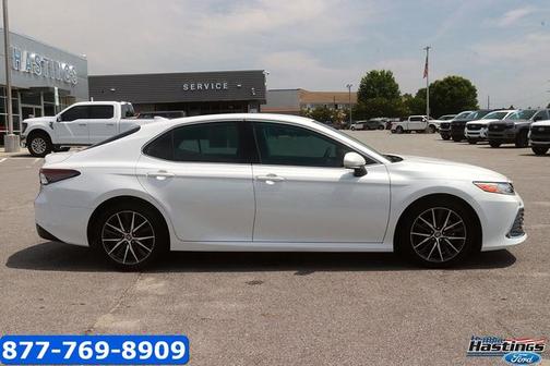 Desert Wind 2023 Toyota Camry XLE