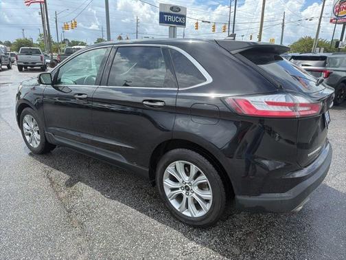 AGATE BLACK METALLIC 2023 Ford Edge TITANIUM