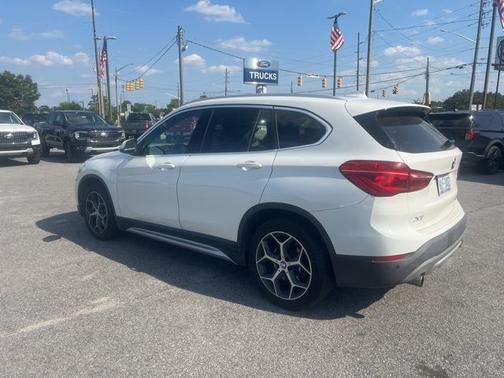 Alpine White 2019 BMW X1 XDRIVE28I