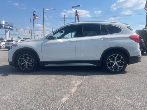 Alpine White 2019 BMW X1 XDRIVE28I
