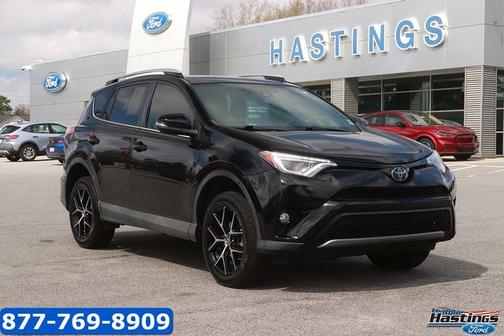 2017 Toyota RAV4 SE