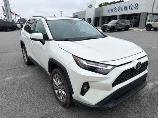 Blizzard Pearl 2022 Toyota RAV4 XLE PREMIUM