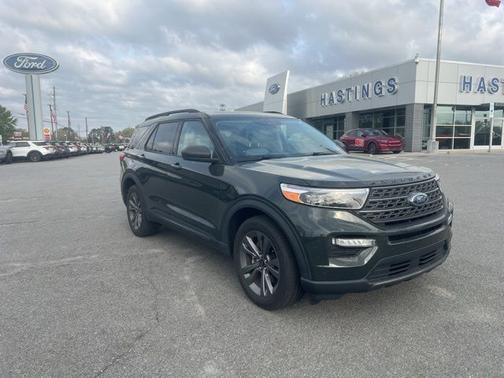 FORGED GREEN METALLIC 2021 Ford Explorer XLT