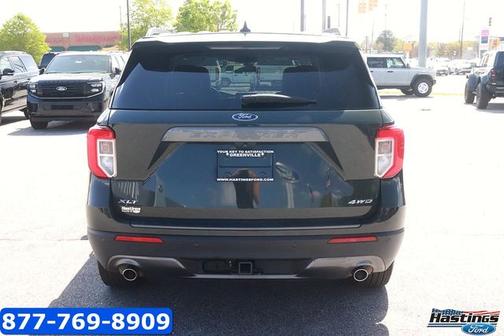 FORGED GREEN METALLIC 2021 Ford Explorer XLT