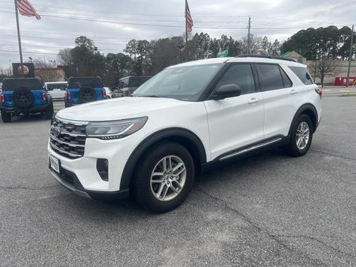 2025 Ford Explorer ACTIVE