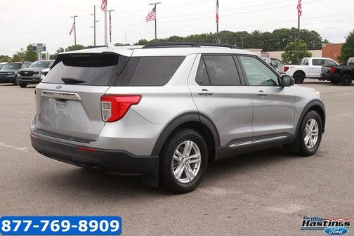 ICONIC SILVER METALLIC 2020 Ford Explorer XLT