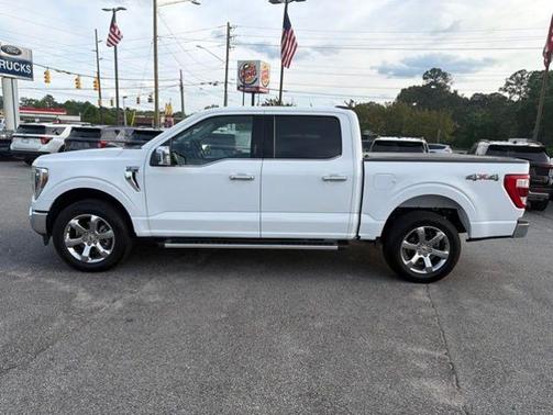 OXFORD WHITE 2023 Ford F-150 LARIAT