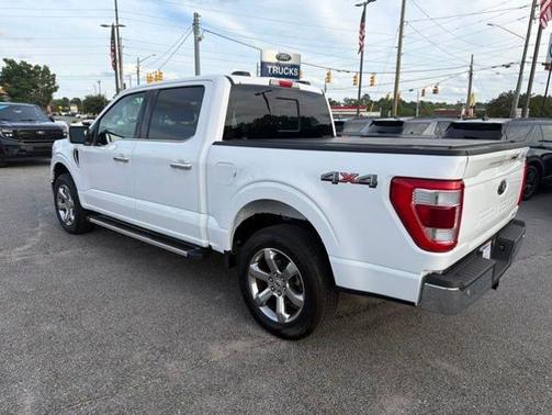 OXFORD WHITE 2023 Ford F-150 LARIAT