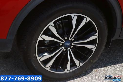 RAPID RED MET TINTED CC 2022 Ford Escape SE