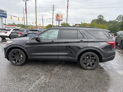 AGATE BLACK METALLIC 2023 Ford Explorer ST-LINE
