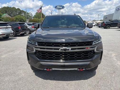 Graywood Metallic 2021 Chevrolet Suburban Z71