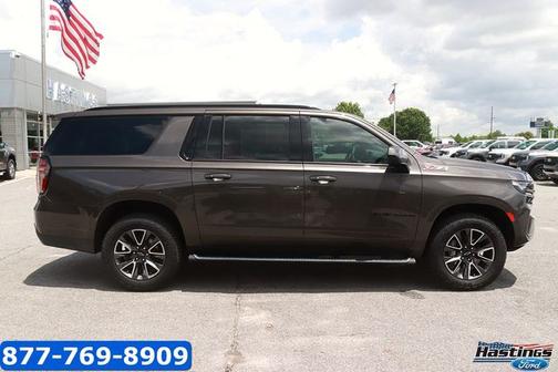 Graywood Metallic 2021 Chevrolet Suburban Z71