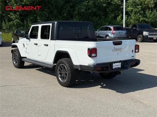2022 Jeep Gladiator Overland