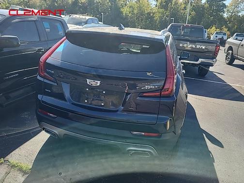2023 Cadillac XT4 Premium Luxury
