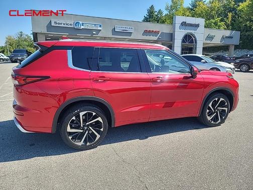2023 Mitsubishi Outlander SEL