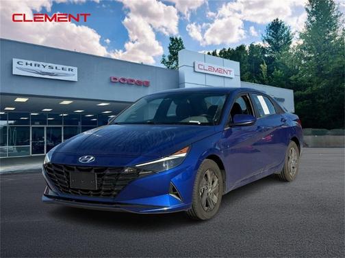 2022 Hyundai ELANTRA SEL