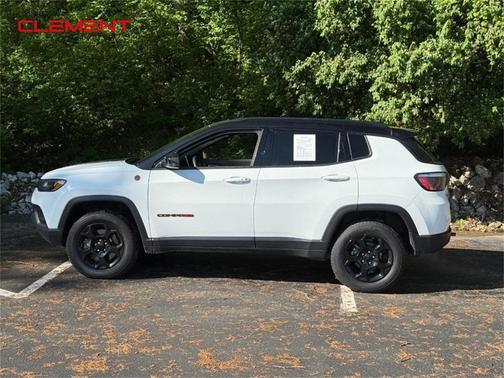 2023 Jeep Compass Trailhawk