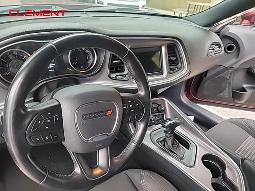 2022 Dodge Challenger SXT