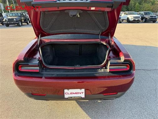 2022 Dodge Challenger SXT